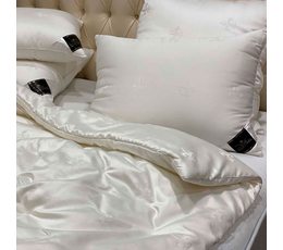 Trois Couronnes Luxury Selection Camel