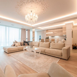 Лиза в Зазеркалье